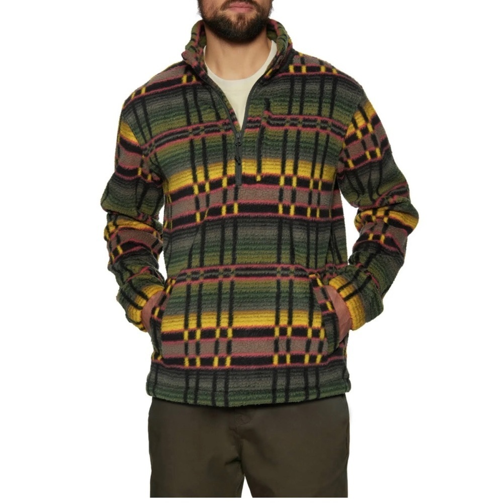 BILLABONG Men’s Boundary Mock Neck Fleece Pullover in Raven size Medium